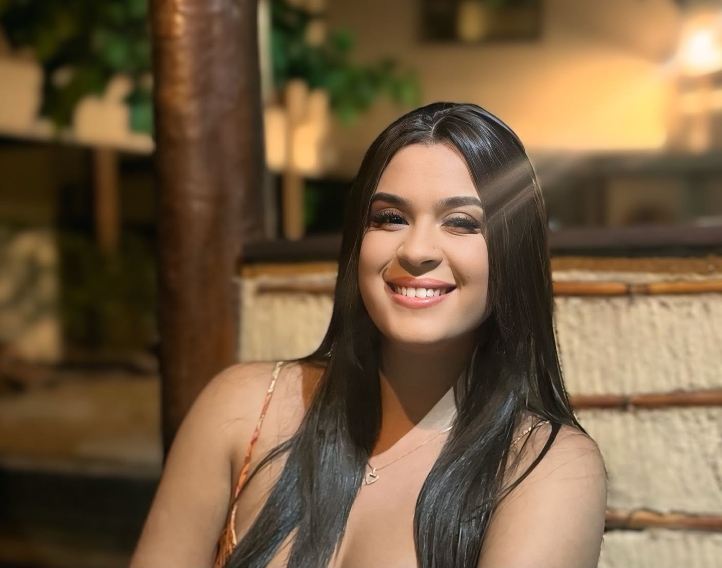 Lais Loja 02